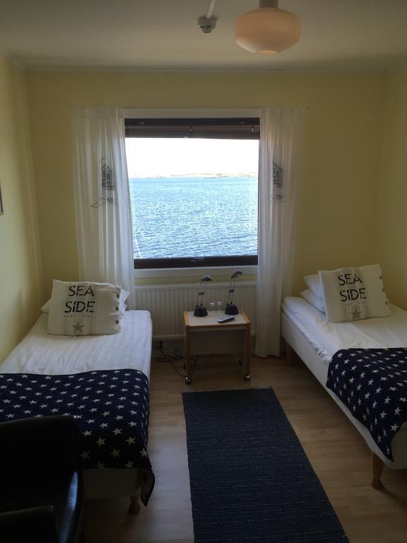 Hotell Fisketangen Kungshamn Room photo